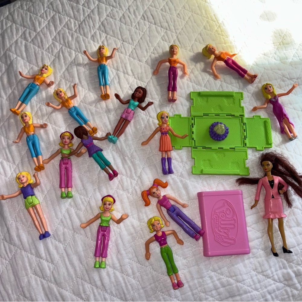 Polly pocket McDonalds happy meal outdoor activities pollyworld doll pet series